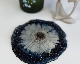 Epoxy Resin Coaster with Dried Flowers, Handmade Home Decor