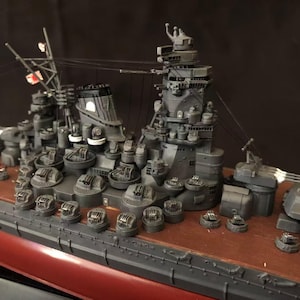 IJN Yamato Battleship Model – 1/700 Scale Collector-Grade