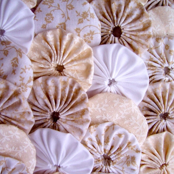 30 ECRU WHITE Fabric 1 1/2 Inch Yo Yo Quilting Cottage Wedding Trim Applique