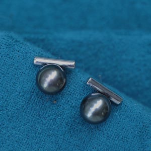 Minimalist Tahitian Black Pearl Stud Earrings, Quality Black Pearl Earrings, S925 Silver Jewelry, Modern Pearl Earring, Holiday Gift for Her