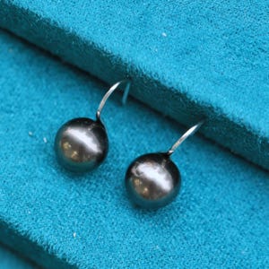 Tahitian Black Pearl Drop Earrings: 925 Silver Hooks, Handmade