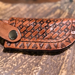 Folding knife sheath