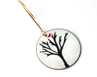 Enameled Cardinal Ornament: Handcrafted Winter Tree Decoration