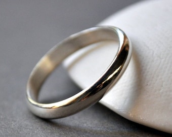 Wedding Band. 3mm Women's Ring. High Shine. Gloss. Modern Contemporary Simple Design. Sterling Silver. Jewellery.