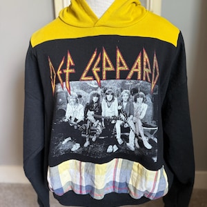 Upcycled Reworked  Band Hoodie - size l/xl - color block - streetwear - grunge - 80s and 90s