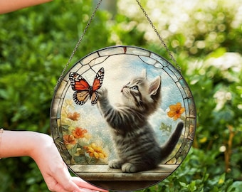 青い目の猫と蝶と花のステンドグラスアート - 気まぐれな猫の自然風景
