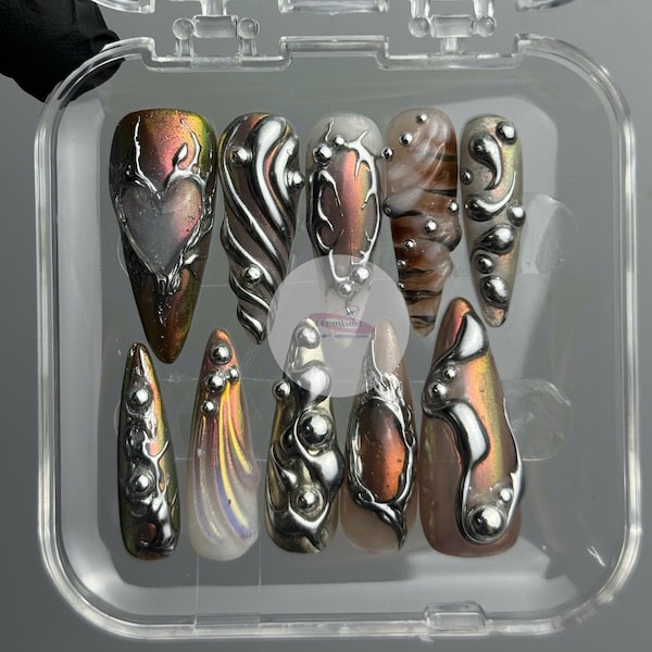 Freestyle 3D Chrome Gothic Abstract Press On Nails with Metallic Heart Design, Long Stiletto Handmade Multicolor Nail Art Set for Party