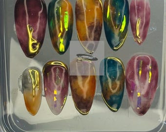 Aurora Marble Press On Nails – Iridescent Almond Nail Set