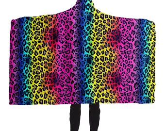 Manta usable con estampado de arcoíris de neón, manta con capucha con estampado de bandera de arcoíris por todas partes y forro de sherpa, regalo de Navidad, desfile del orgullo, regalo LGBTQ