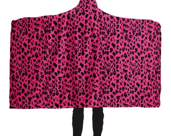 Pink Leopard Print Wearable Blanket, Sherpa Lined Animal All Over Print Hood Blanket, Christmas Gift for Her, Y2K Fashion, Girlfriend Gift