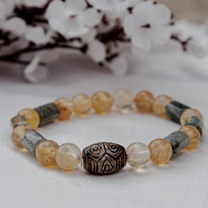 Bracelet astrologique personnalisé avec perles dzi, bijou carte de Nathal, bracelet pierre de naissance, bijoux sorcière, bracelet de perles dzi avec citrine, quartz