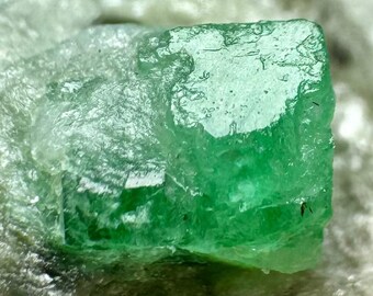 18 CT Terminated Amazing Emerald Crystal On Matrix From Swat Pakistan