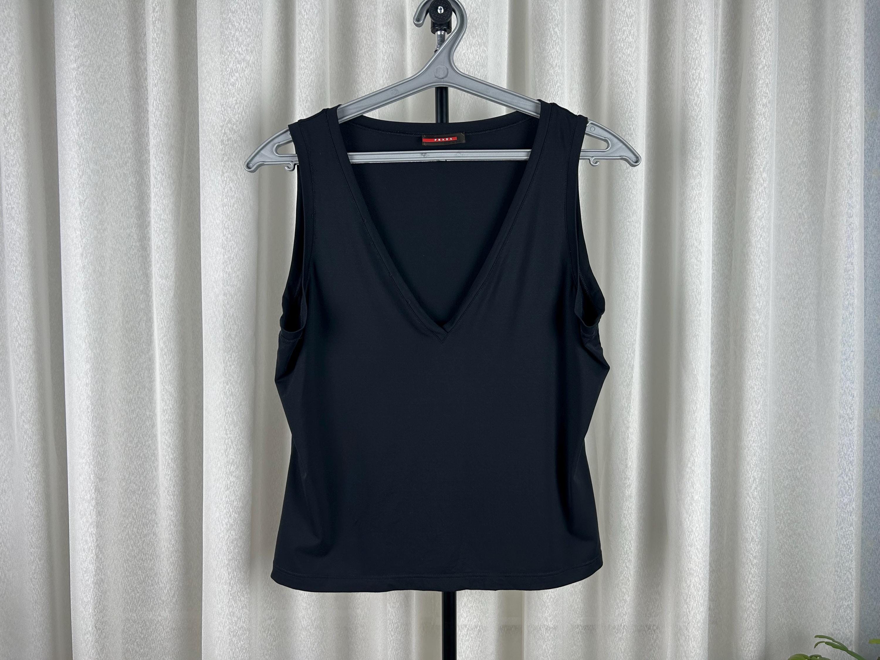 最終値下げ　プラダ タンクトップ 38 2025年最新】PRADA レディース タンクトップの人気アイテム - メルカリ