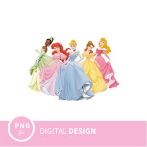 Puede incluir: Cinco princesas Disney en sus ic&oacute;nicos vestidos. Ariel lleva un vestido rosa, Cenicienta lleva un vestido azul claro, Bella lleva un vestido amarillo, Tiana lleva un vestido verde y Blancanieves lleva un vestido rosa.