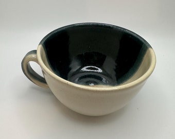 Cappuccino mug: two-tone