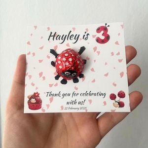 10 pezzi Baby Shower Favor Bulk Chocolate Ladybug Birthday Party Gift per gli ospiti Ladybug Theme Party Gift per bambini adulti Chocolate e Card