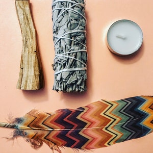 Mini Smudge Kit - Weißer Salbei, Palo Santo, Feder & Intentional Candle