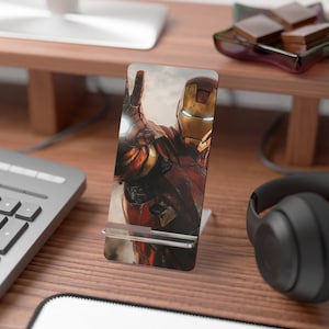 Soporte para teléfono Iron Man / Diseño Marevl / Soporte portátil para iPhone/iPad / Regalo para él / Decoración Marvel / Superhéroe / Para niños / Inspirador