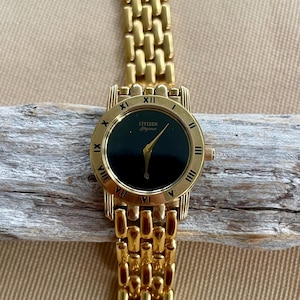 Vintage Citizen Watch • Gold & Black Roman Numerals • Classic Round Case Japan Quartz Watch