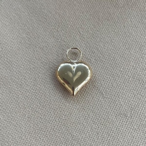 Ciondolo a cuore classico in oro 14k • Ciondolo a cuore in oro giallo vintage • Ciondolo leggero in oro cavo (due disponibili)