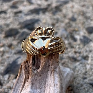14k Gold Big Hand Claddagh Ring • Vintage Yellow Gold Claddagh Band • Unique Irish Jewelry