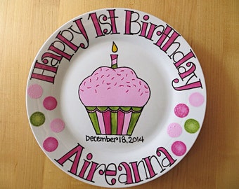 Happy Birthday Plate!! Hand Painted, Personalized!! Perfect for First Birthday, Baby Gift!! FREE SHIPPING!!