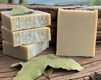 Jabón vegano de laurel y aceite de oliva: jabón natural hecho a mano (125 g)