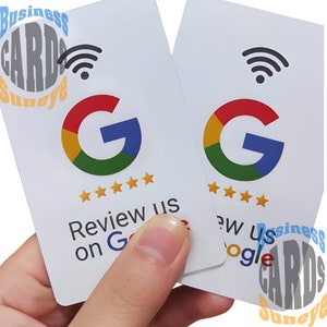 Instagram、Facebook、TikTok 用の QR コード付きカスタム NFC RFID 名刺 | ソーシャル メディア & Google レビュー カード