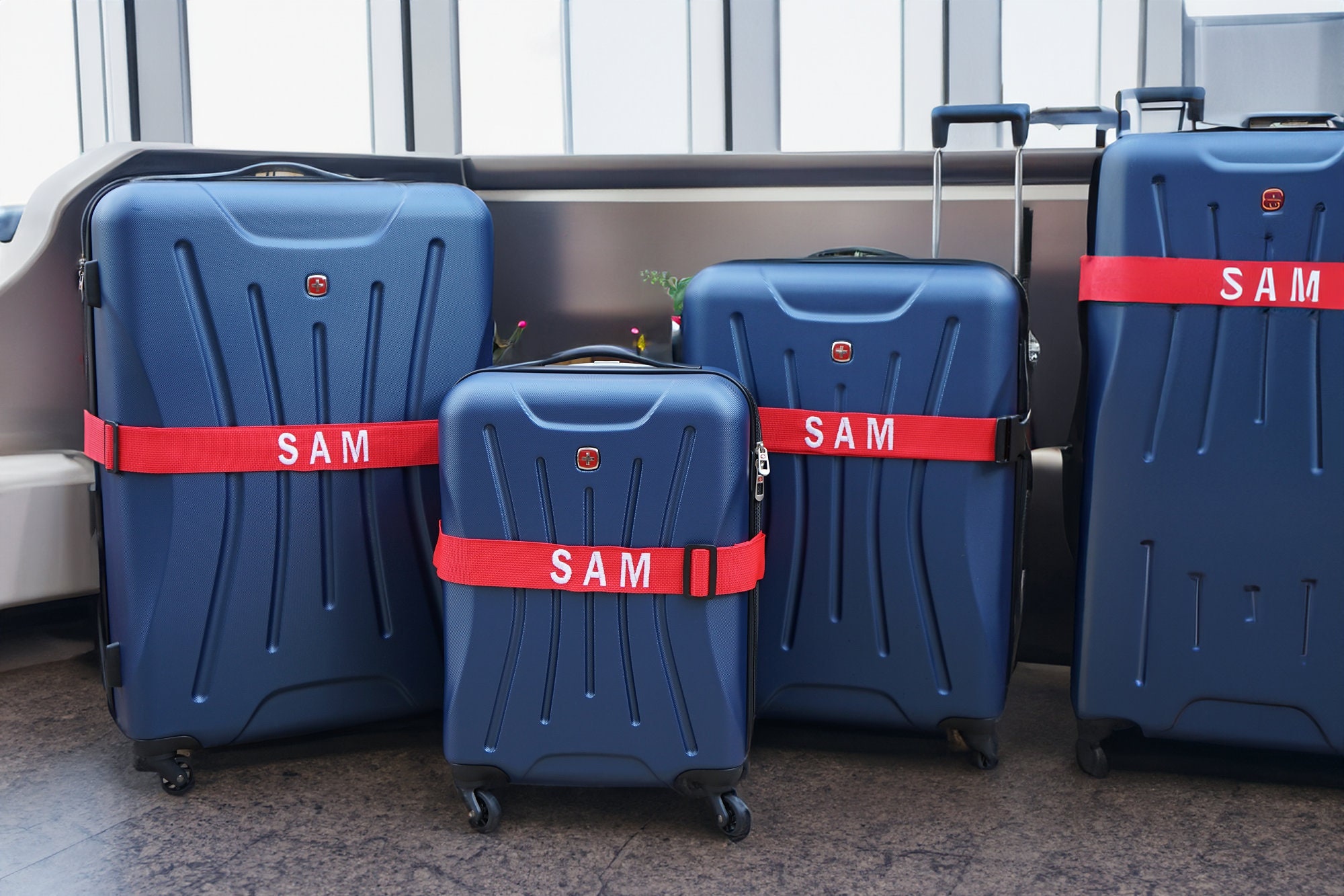 Besticktes Gepäck / Koffergurte mit Namen personalisiert, TSA