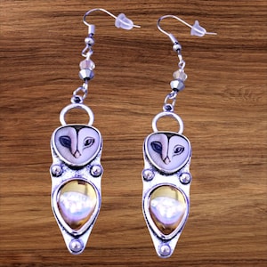 Vintage Owl Earrings: Bohemian Metal with Champagne Glass