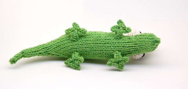 Grinnin' Gator Amigurumi Alligator Plush Toy Knitting Pattern PDF Digital Download image 3