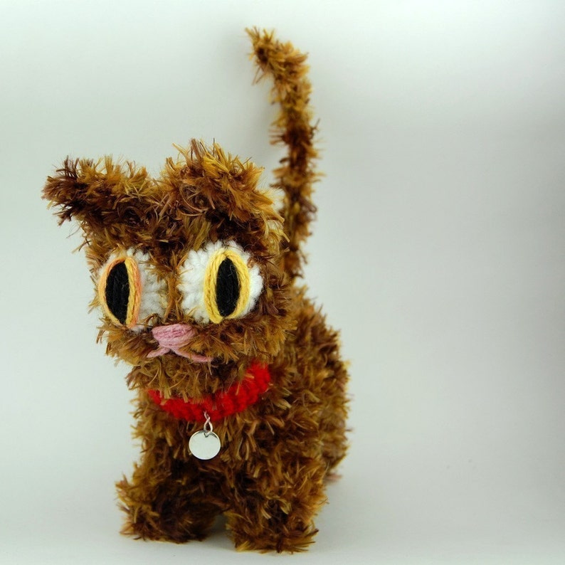 Telepathic Kitten Amigurumi Plush Toy Knitting Pattern PDF Digital Download image 3