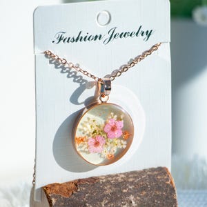 本物の桜のネックレス、本物の花のネックレスギフト、誕生日ネックレス、誕生花ネックレス、お母さんへのクリスマスプレゼント、誕生日プレゼント