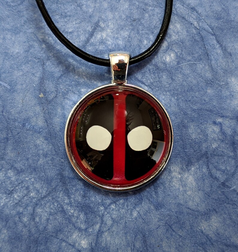 Deadpool Mask and Wolverine Claw Marks Friendship Necklace | Etsy