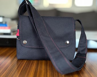 Handmade Canvas Crossbody Bag, Flap Messenger Bag, Adjustable Strap, Black Canvas