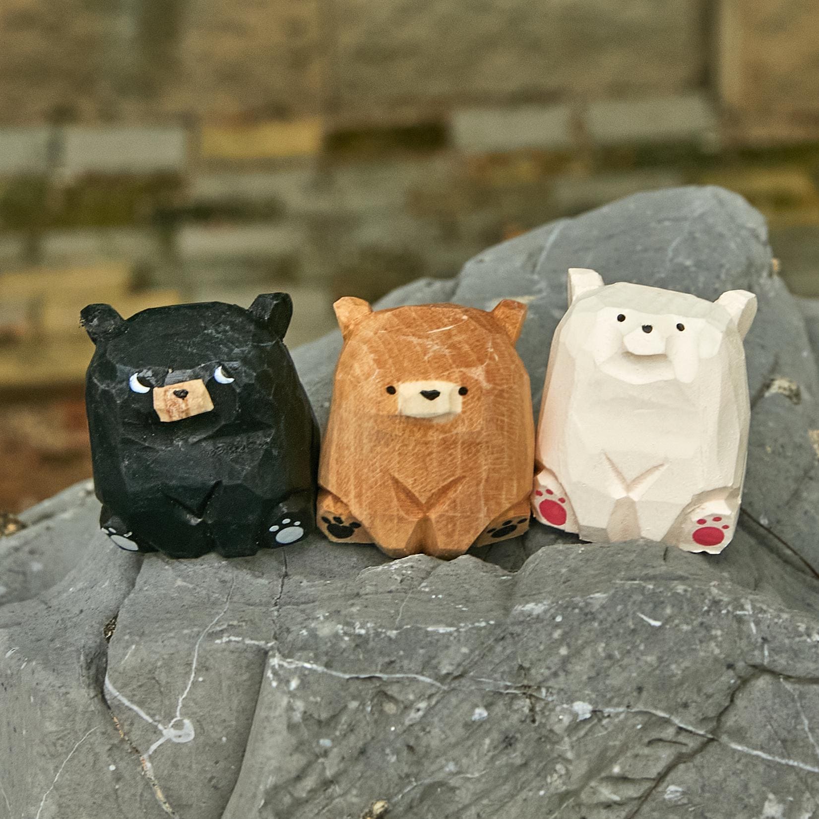 Cute bear wooden statue, handmade wooden animal statue, bear statue, wooden ornaments, birthday gift, desk decoration, animal lover gift