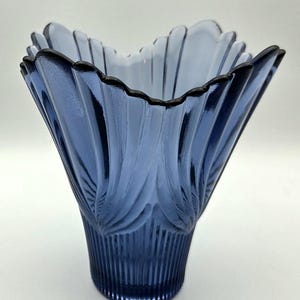 Fenton Art Deco Blue Glass Vase