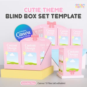 Può includere: Modello di set di scatole cieche rosa "Cutie Theme" con testo "Custom Design". Include un logo Canva e il testo "Drag & Drop". Il set presenta diverse scatole rosa con fiocchi e una base gialla.