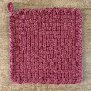 Handmade Loomed Potholder: Brick Red – Classic Simple Kitchen Decor – 100% Cotton Oven Mitt, Hot Pad, Coaster, Potholder – Artisan Gift