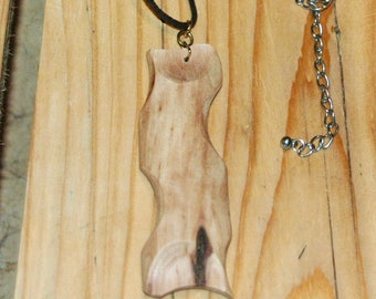 Maple wood pendant and necklace