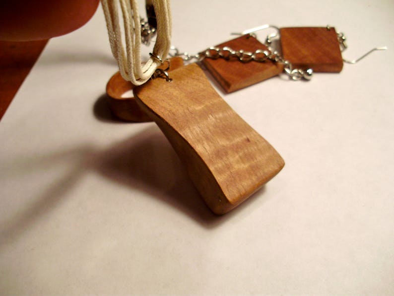 Exotic Pyinma wood ring pendant and earrings set