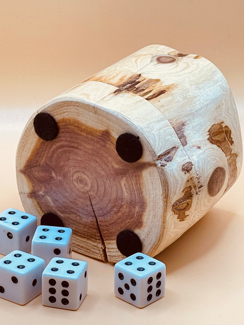 Wood dice cup Cedar image 3