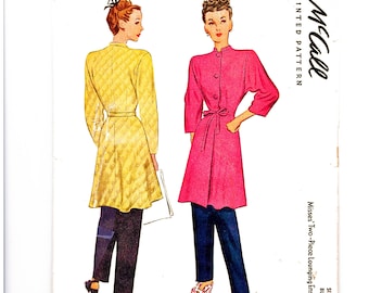 1940s Pattern Smoking Jacket Loungewear Robe Jacket with Pants Misses Size Bust 32 UNCUT