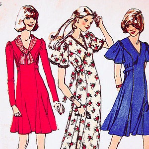 1970s Dress Pattern Disco Flutter Sleeve Maxi Dress V Neckline Princess Seam size 10 Simplicity Pattern