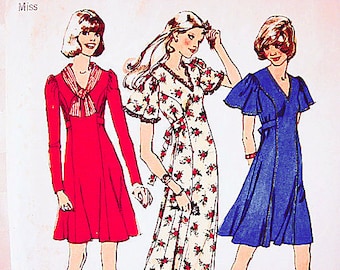 1970s Flutter Sleeve Dress Pattern Simplicity V-Neck Maxi, Mini Size 10