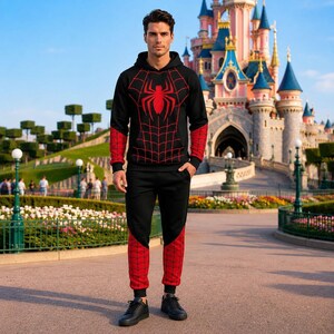 Conjunto navideño de cosplay de Spider-Man: camiseta y pantalones deportivos, atuendo de fiesta de superhéroes con estampado de telaraña en negro y rojo. imagen 2