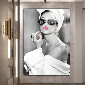 Tempered Glass Wall Art, Audrey Hepburn Style Art, Audrey Hepburn Make Up, Audrey Poster, Hepburn Pink Lips, Pop Art, Makeup Wall Decor