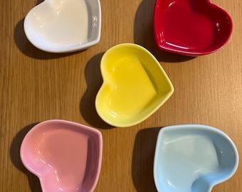 Ceramic Heart Shape Hamster Food Bowl