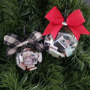 Custom Year of Books Reading Christmas Ornament - Choose Your Own Mini Books - Book Lover Gift - Book Club Holiday Present - Favorite Books