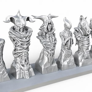 Biomechanical Chess Set: Futuristic Sci-Fi Design, Collectible Pieces